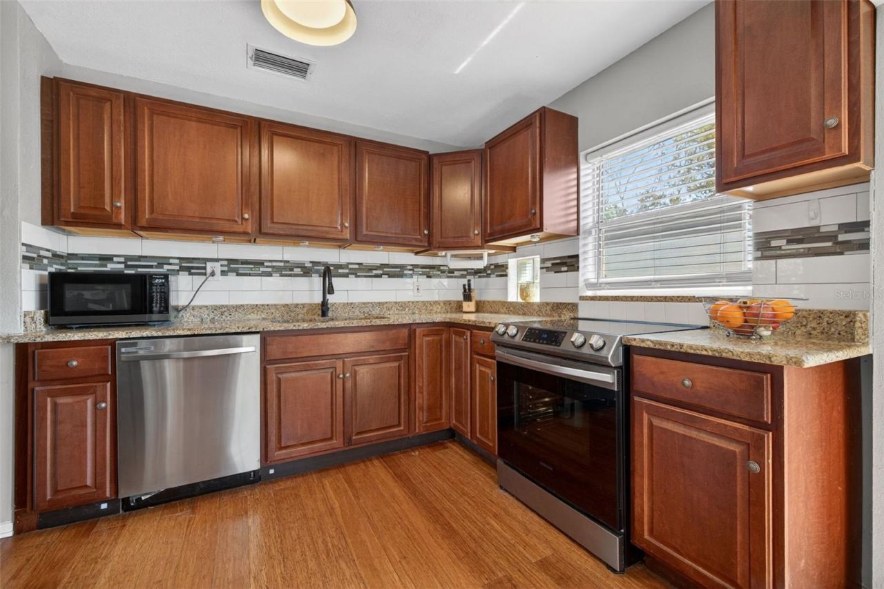 3178 12th Avenue N, Saint Petersburg, FL 33713 Photo