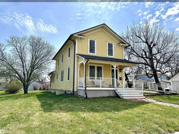 1316 4th Avenue, Grinnell, IA 50112
