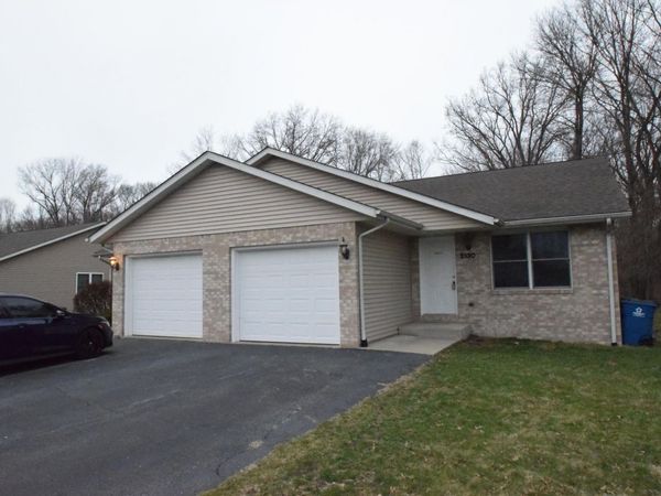 2130-2132 Westchester Avenue, Chesterton, IN 46304