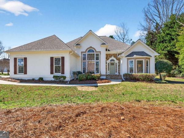 2325 Ettas Circle SE, Conyers, GA 30013