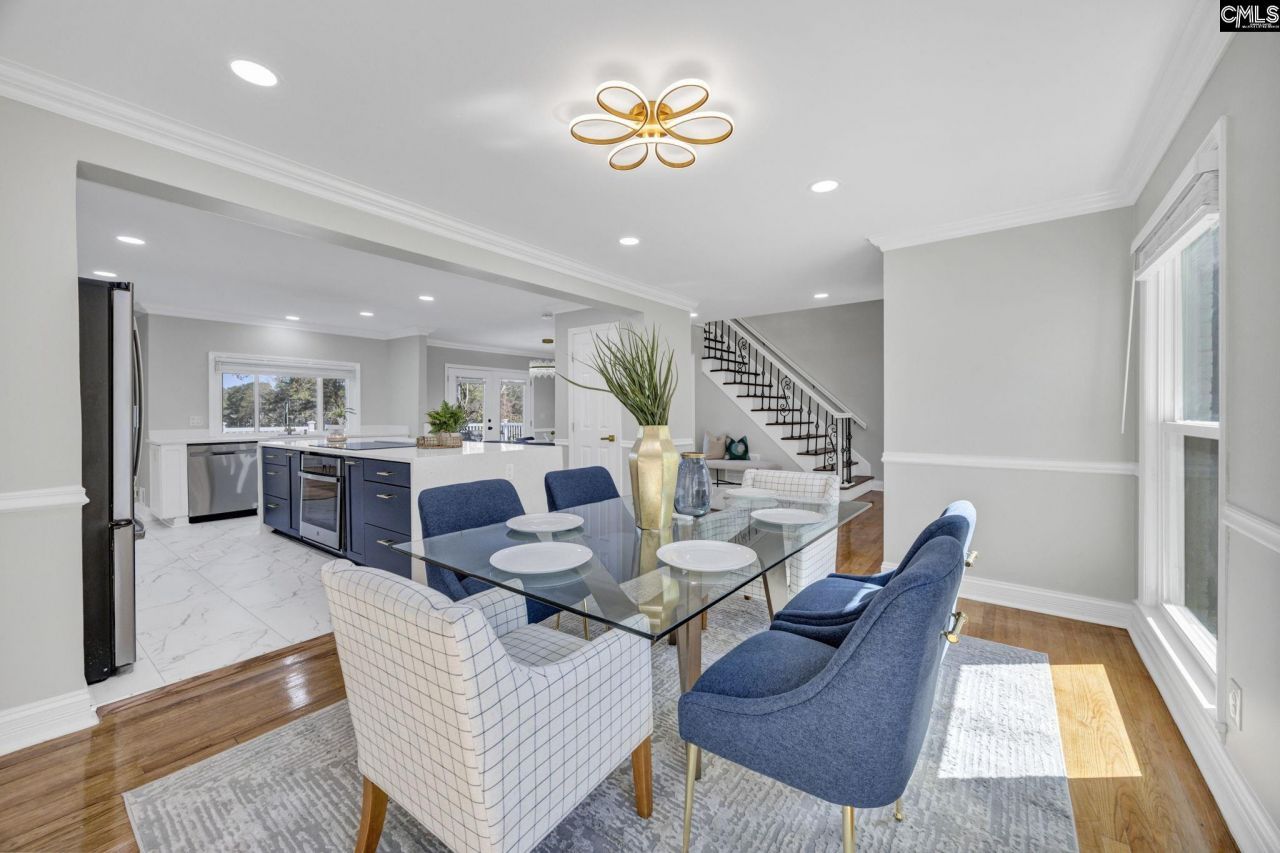 405 Park Lake Circle Photo 12