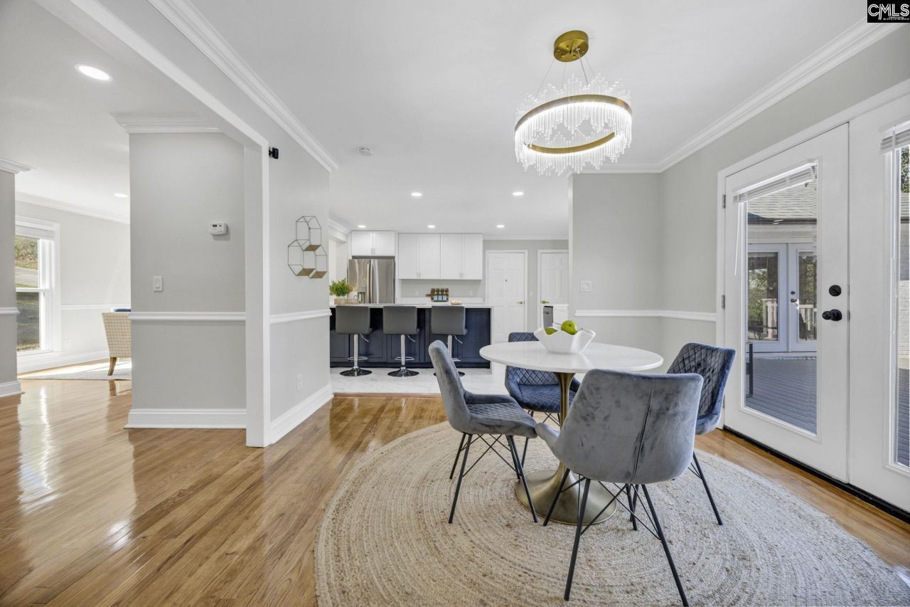 405 Park Lake Circle Photo 16