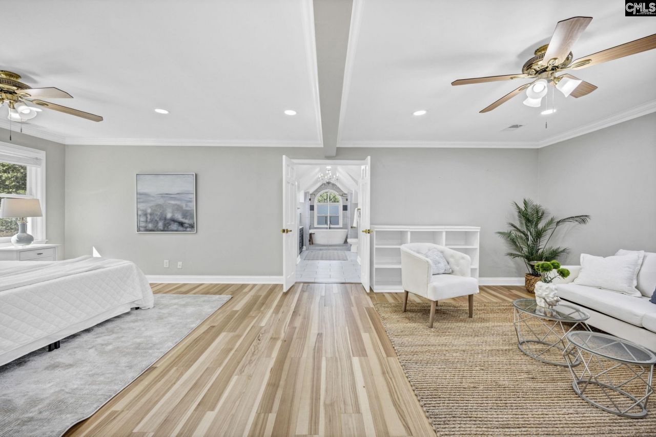 405 Park Lake Circle Photo 32