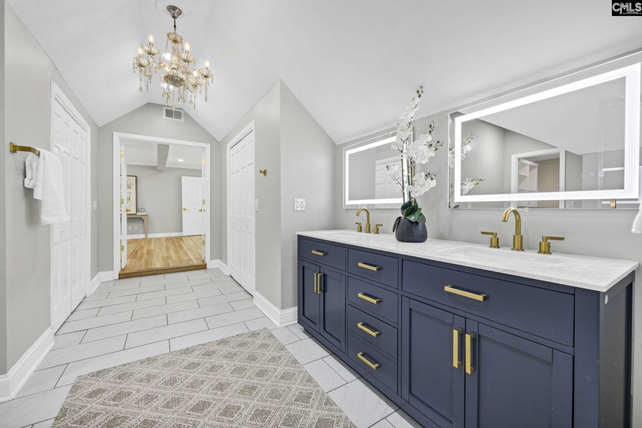 405 Park Lake Circle Photo 43