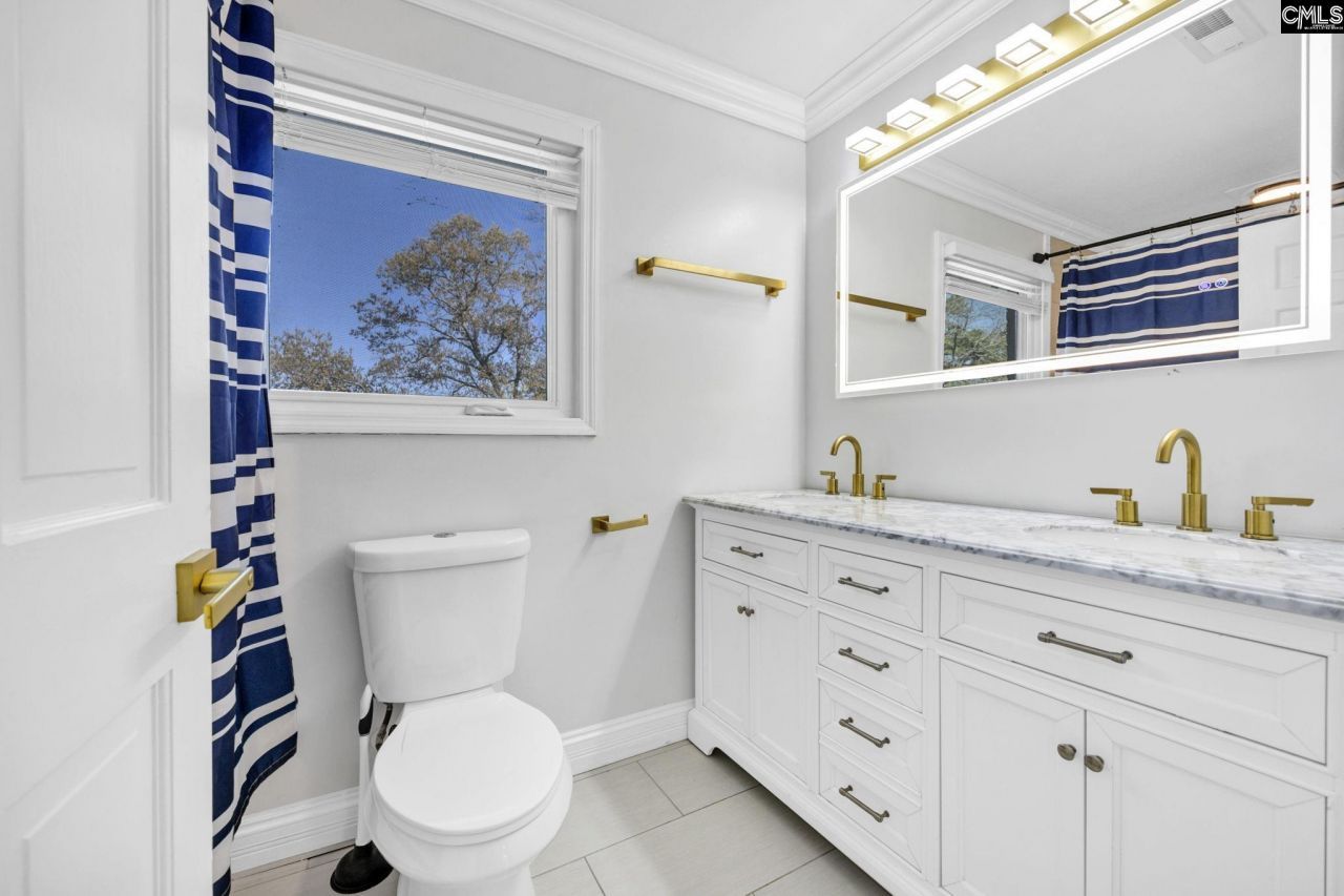 405 Park Lake Circle Photo 46