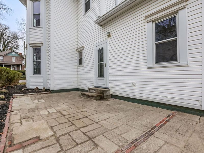 153 King Street , Lancaster, OH 43130 Photo 8