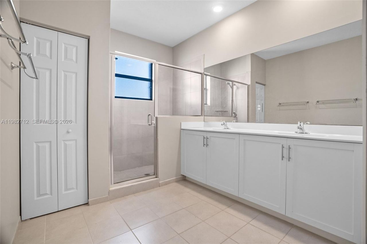 4665 Caspian Way, Davie, FL 33314 Photo