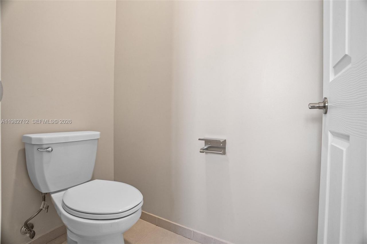 4665 Caspian Way, Davie, FL 33314 Photo