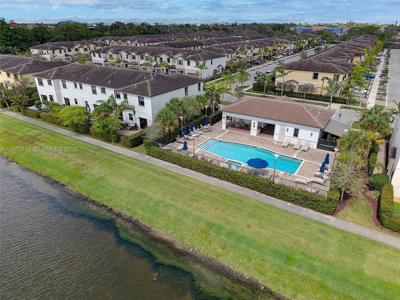 4665 Caspian Way, Davie, FL 33314 Photo