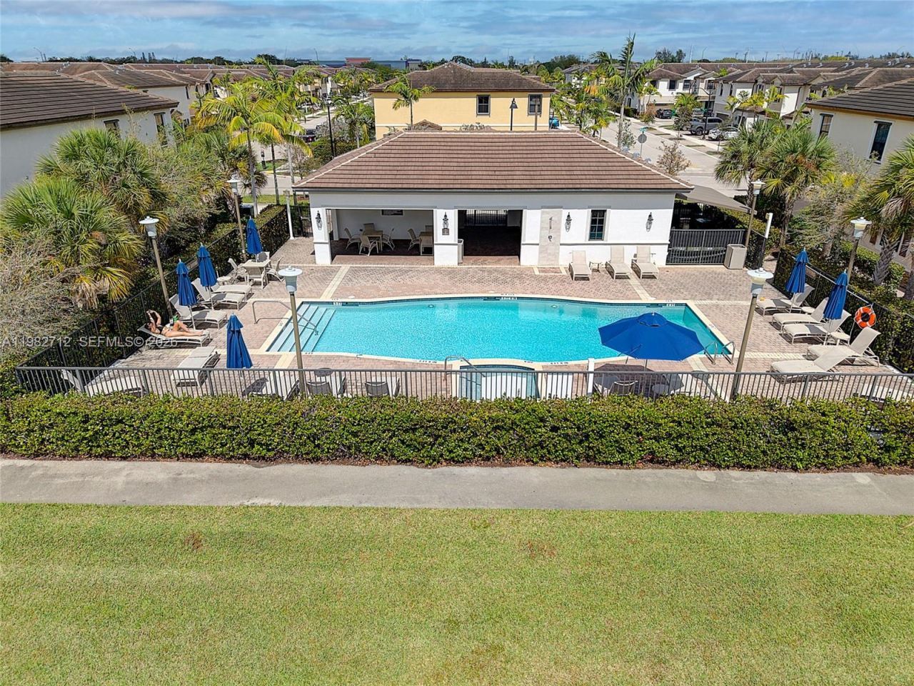 4665 Caspian Way, Davie, FL 33314 Photo