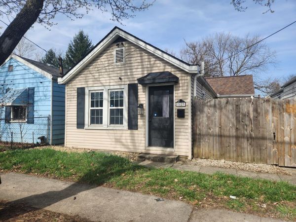 7123 Fairpark Avenue, Cincinnati, OH 45216