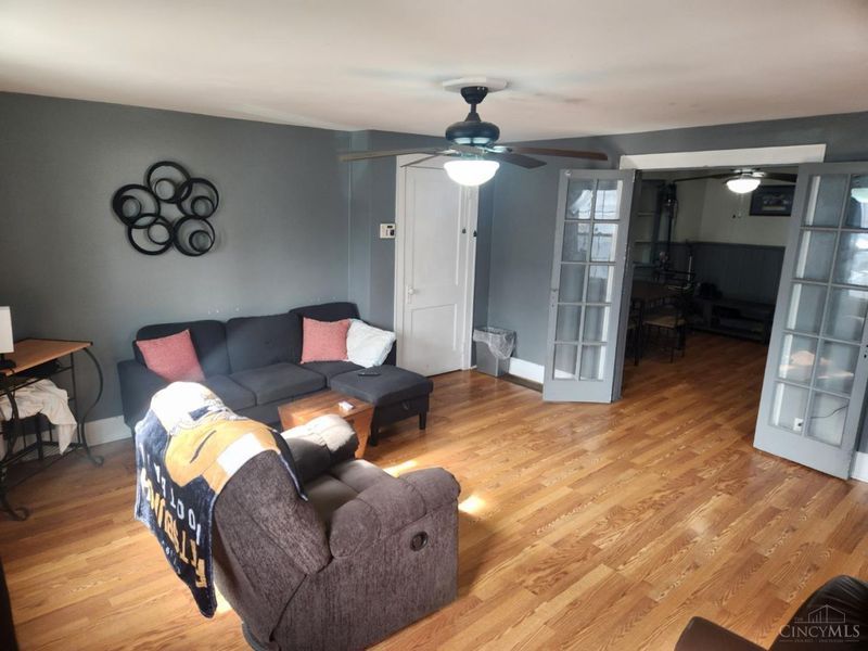 7123 Fairpark Avenue, Cincinnati, OH 45216 Photo 2