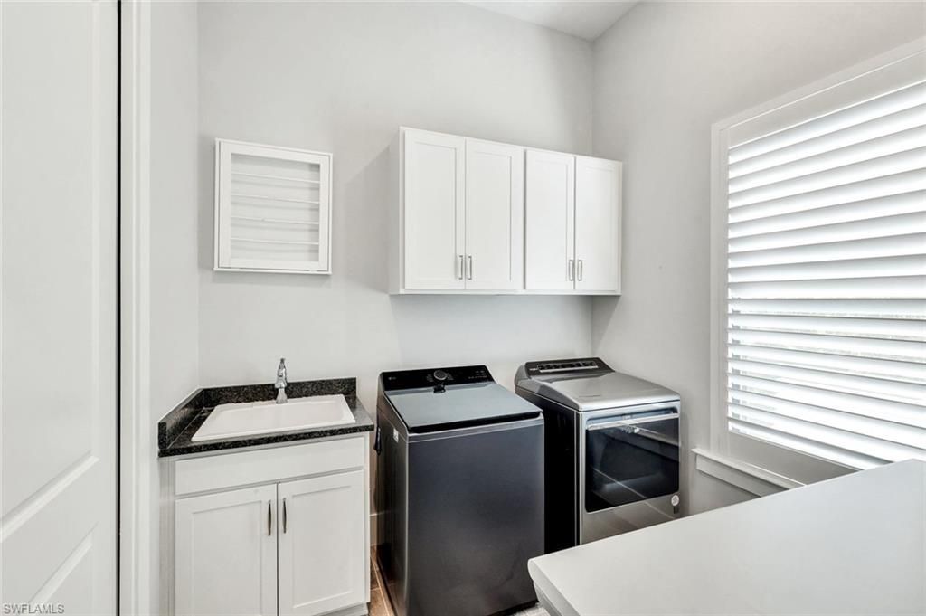 16249 Verilyn Cir, Naples, FL 34110 Photo