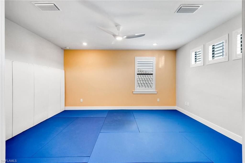 16249 Verilyn Cir, Naples, FL 34110 Photo