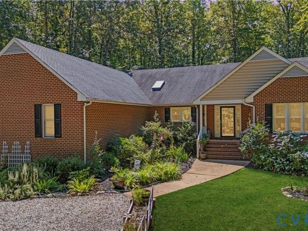 1937 Woodberry Mill Road, Powhatan, VA 23139