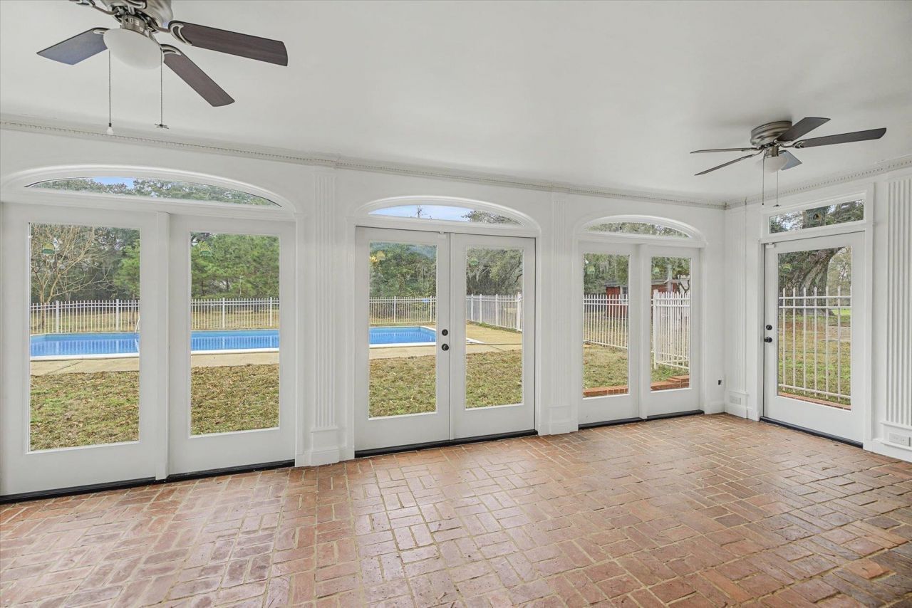 2414 Arendell Way , Tallahassee, FL 32308 Photo