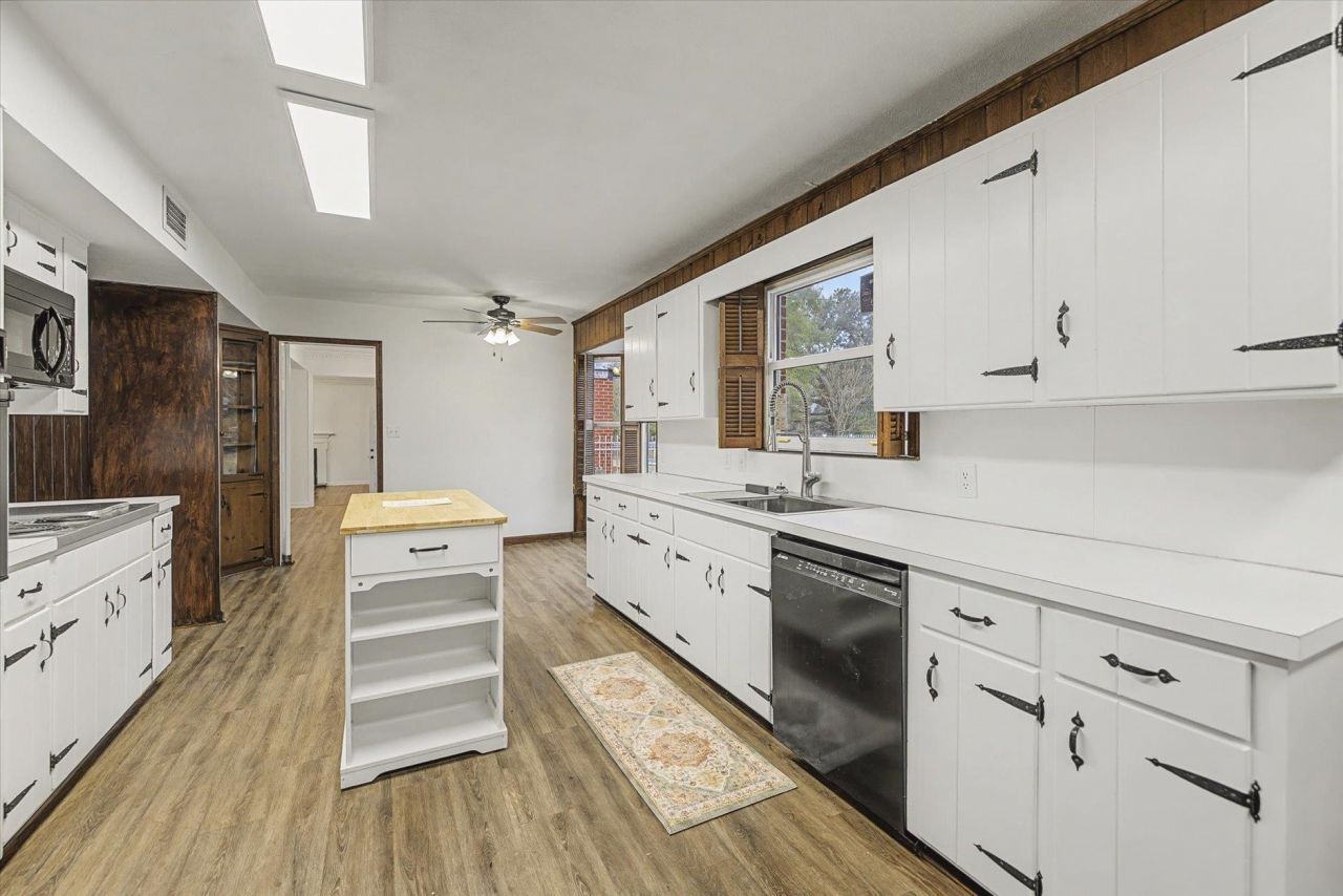 2414 Arendell Way , Tallahassee, FL 32308 Photo