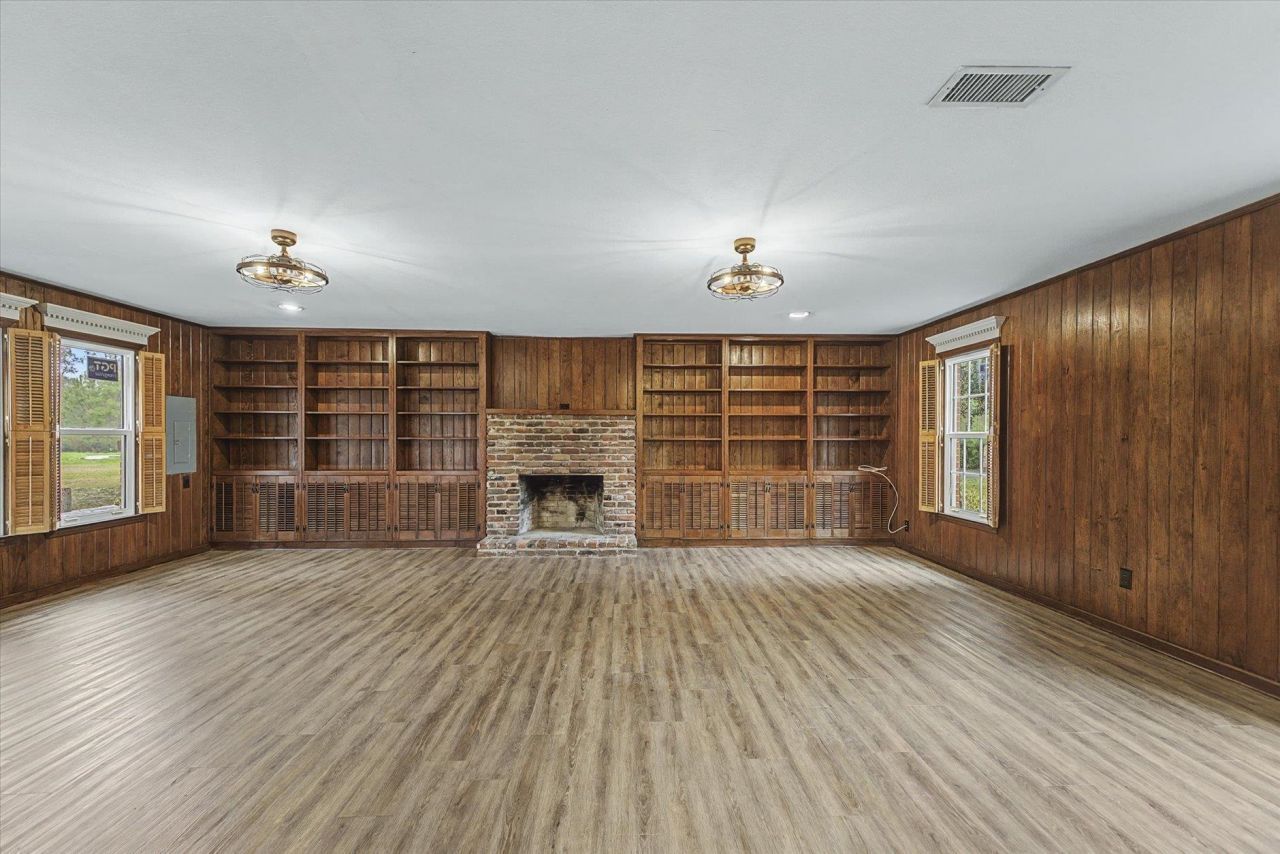 2414 Arendell Way , Tallahassee, FL 32308 Photo