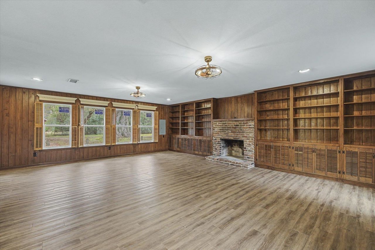 2414 Arendell Way , Tallahassee, FL 32308 Photo