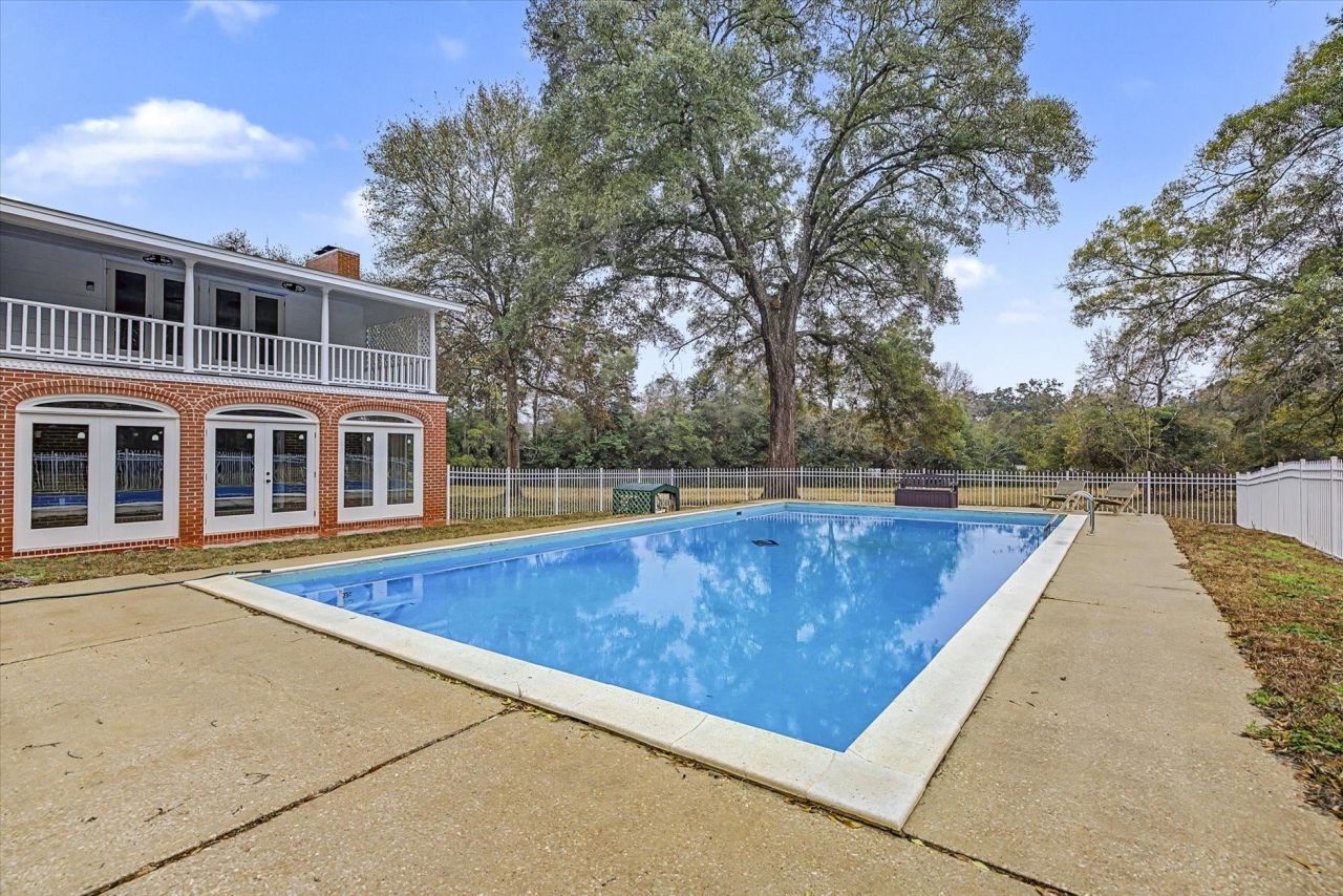 2414 Arendell Way , Tallahassee, FL 32308 Photo