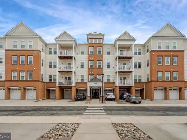 24660 WOOLLY MAMMOTH TERRACE, Unit 305, ALDIE, VA 20105