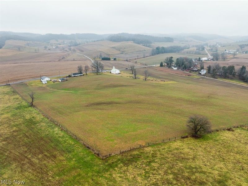 3967 Crooked Run Road NW, New Philadelphia, OH 44663 Photo 4