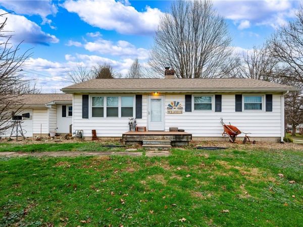 310 Sherwood Drive, Mercer, PA 16137