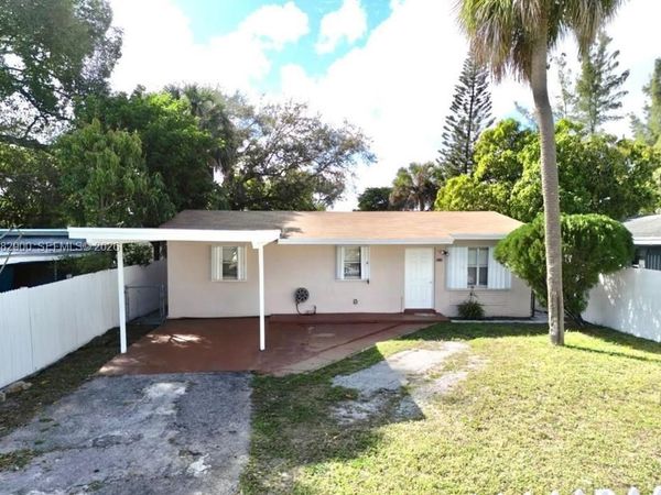 525 NW 15th Ter , Fort Lauderdale, FL 33311