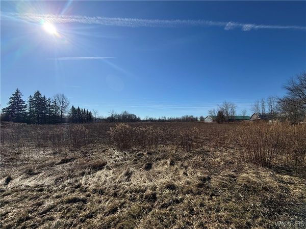 13151 Main Road, Akron, NY 14001