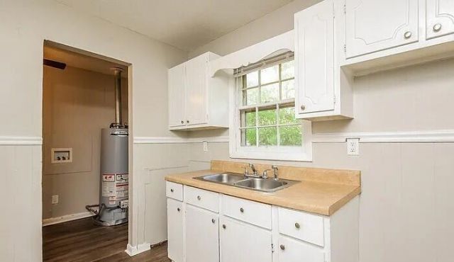 1500 Seacroft Road Photo 6