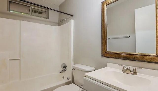 1500 Seacroft Road Photo 9