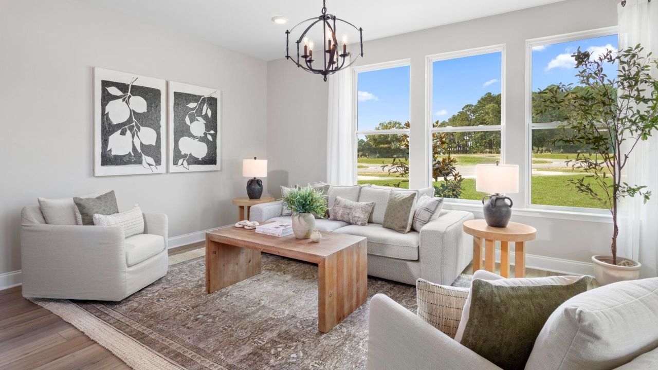 670 Bolder Way Photo 4