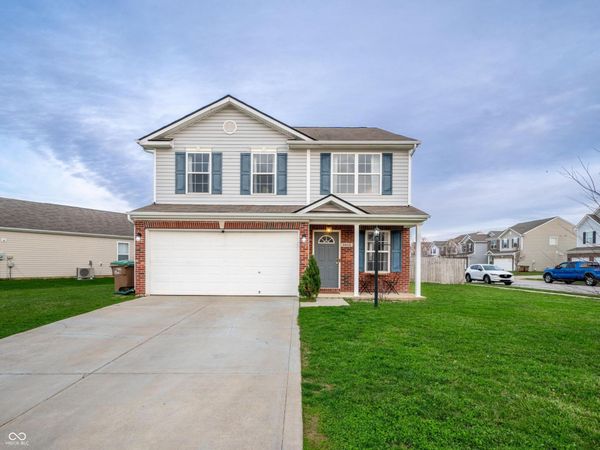 3415 Parkview Drive, Columbus, IN 47201