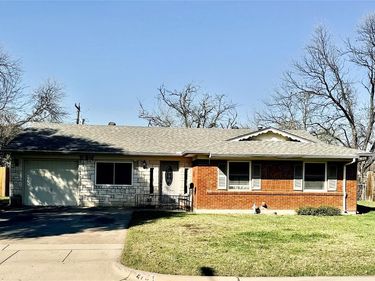 4704 Carlyle Drive, Fort Worth, TX 76132