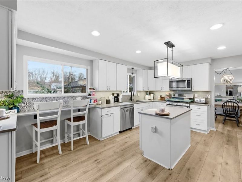 27974 Sanders Lane, North Olmsted, OH 44070 Photo 18