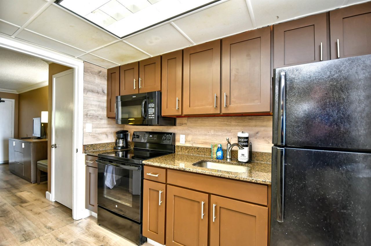 1105 South Ocean Blvd. Photo 10