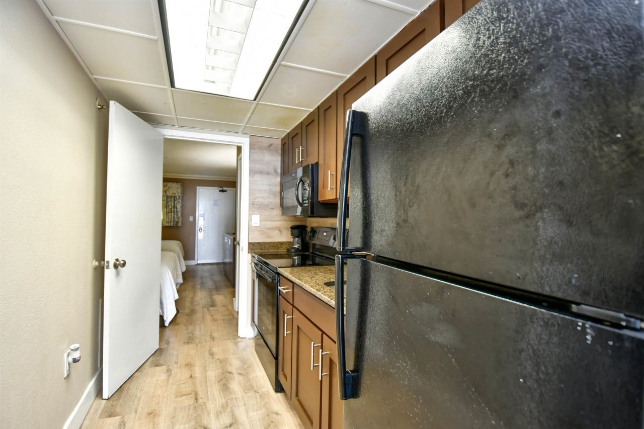 1105 South Ocean Blvd. Photo 9