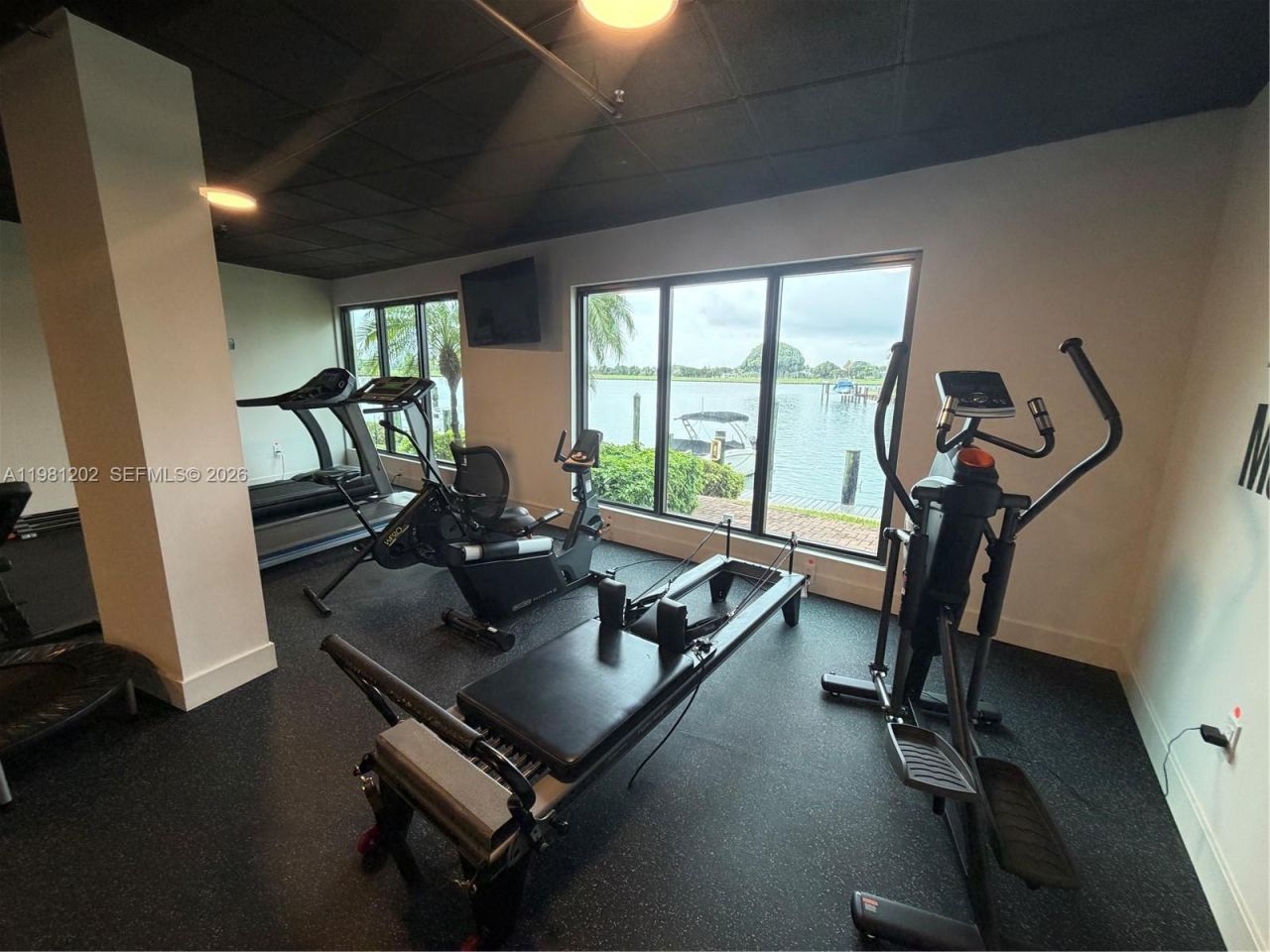 9350 W Bay Harbor Dr , Unit 5C, Bay Harbor Islands, FL 33154 Photo