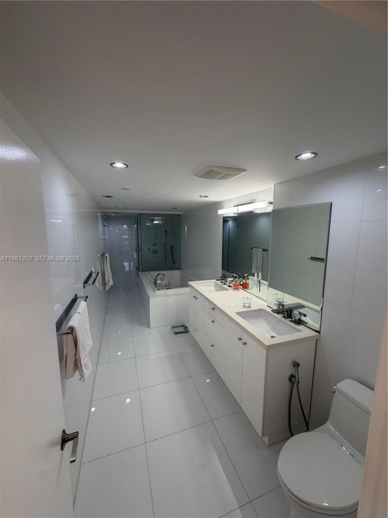 9350 W Bay Harbor Dr , Unit 5C, Bay Harbor Islands, FL 33154 Photo