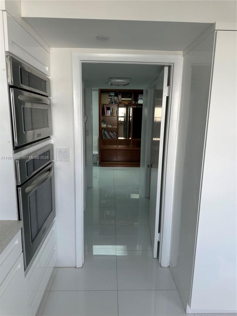 9350 W Bay Harbor Dr , Unit 5C, Bay Harbor Islands, FL 33154 Photo