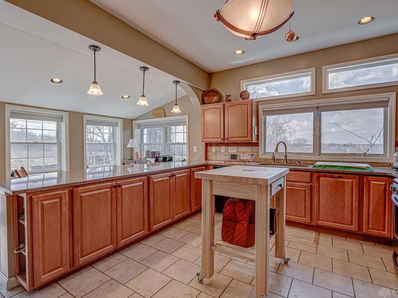 7591 Brookville Road, Oxford, OH 45056 Photo 13