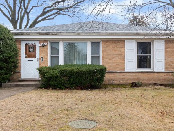 5341 Greenleaf Street, Skokie, IL 60077