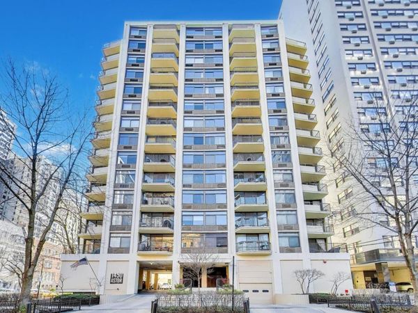 1450 N Astor Street, Unit 9C, Chicago, IL 60610