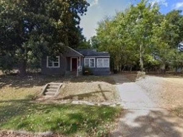 2140 Queens Highway, Shreveport, LA 71103