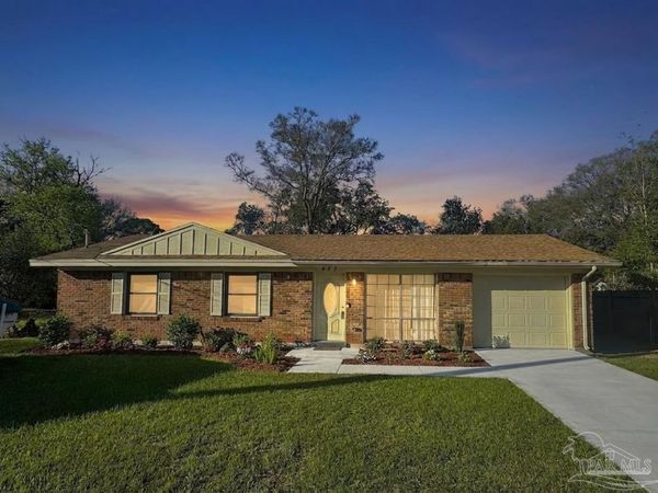 403 Seamarge Ln, Pensacola, FL 32507