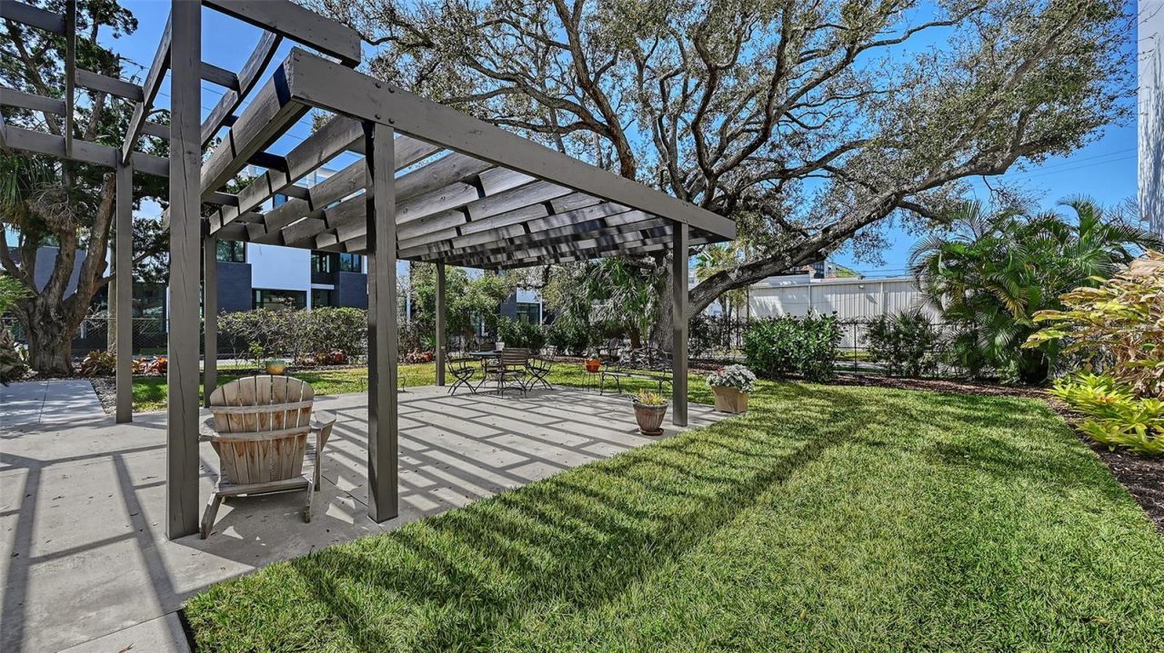 1563 4th Street, Sarasota, FL 34236 Photo