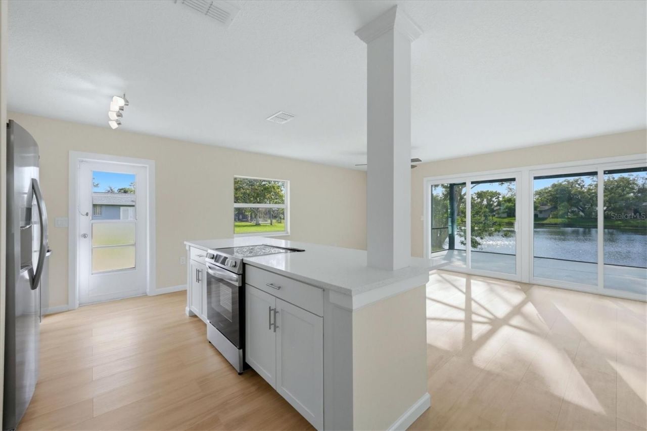 6610 Sabina Road, Sarasota, FL 34243 Photo