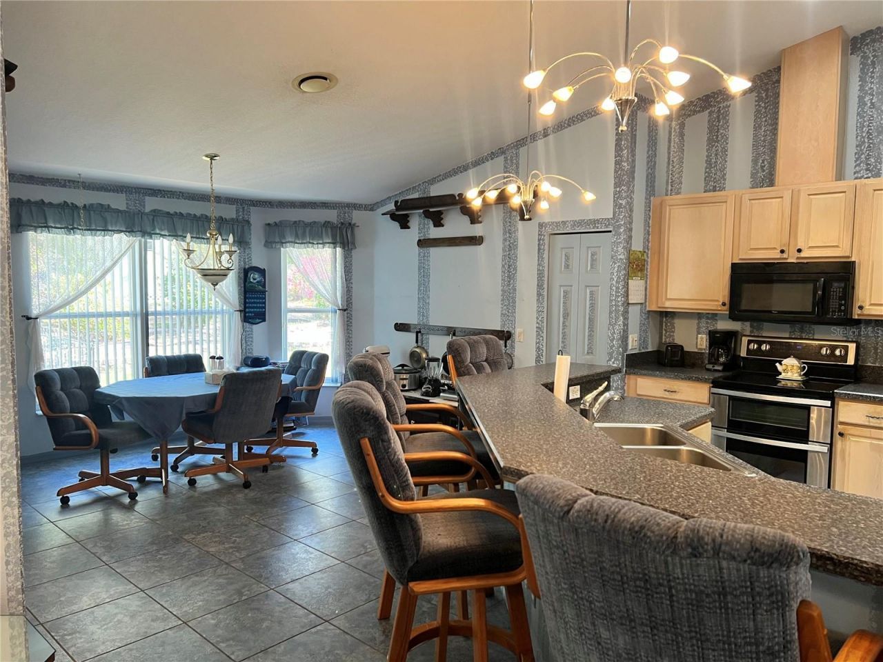 1995 E Newhaven Street , Inverness, FL 34453 Photo