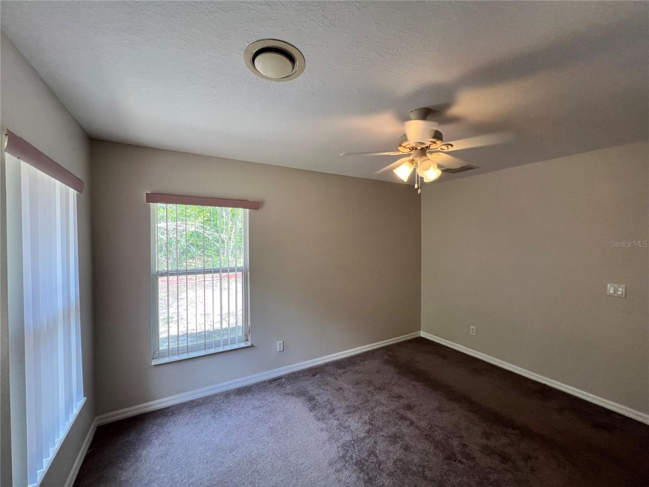 1995 E Newhaven Street, Inverness, FL 34453 Photo