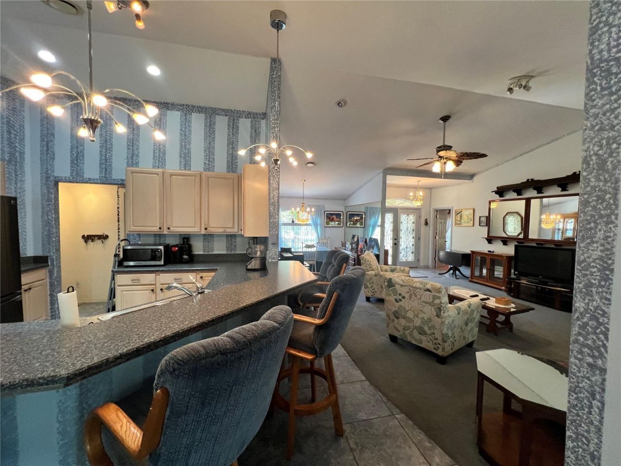 1995 E Newhaven Street , Inverness, FL 34453 Photo